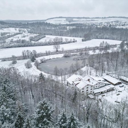 Tiefenbach  Hotel-Restaurant Kreuzberghof Tagungs- Und Veranstaltungshotel מראה חיצוני תמונה