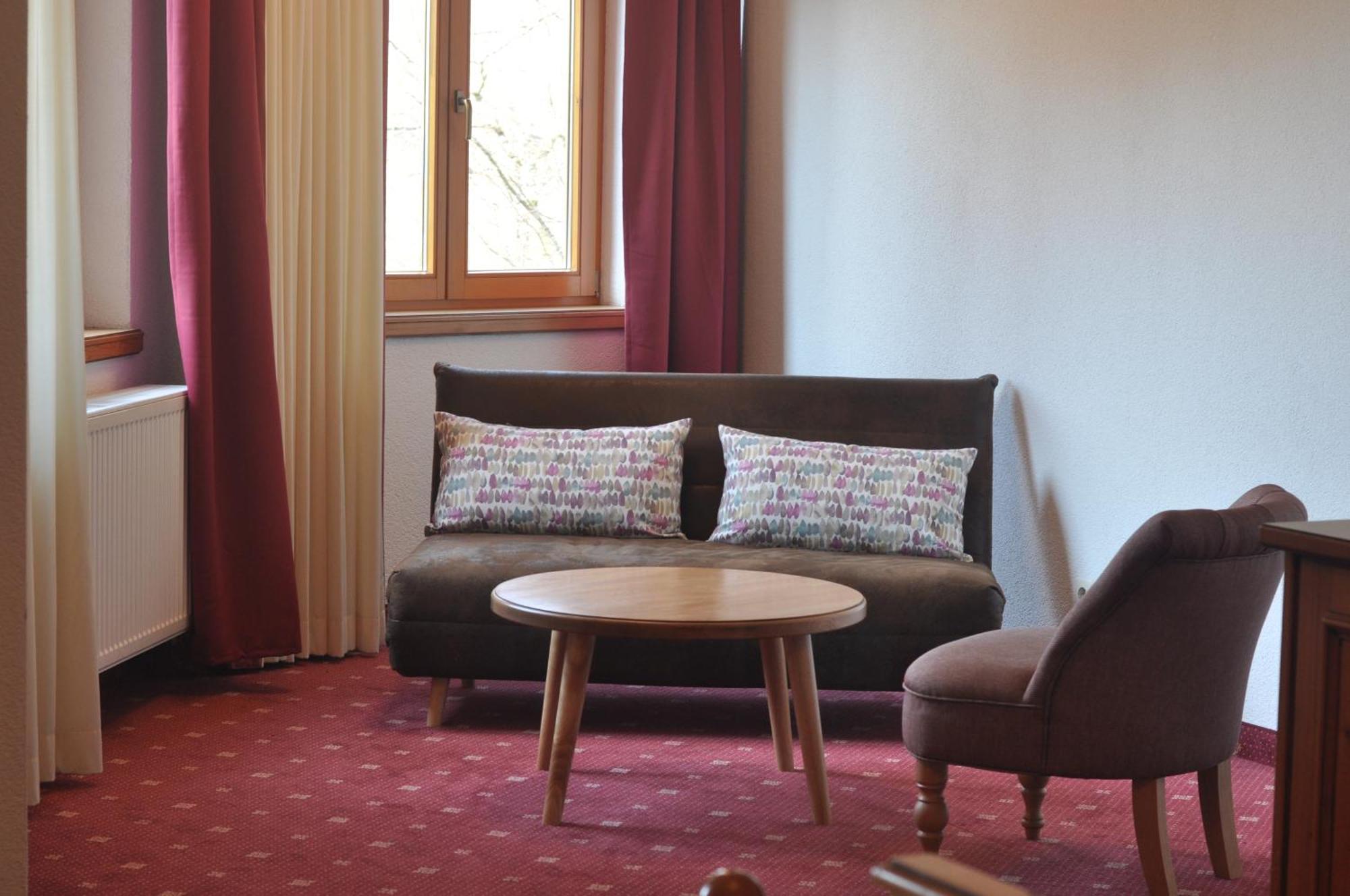 Tiefenbach  Hotel-Restaurant Kreuzberghof Tagungs- Und Veranstaltungshotel מראה חיצוני תמונה