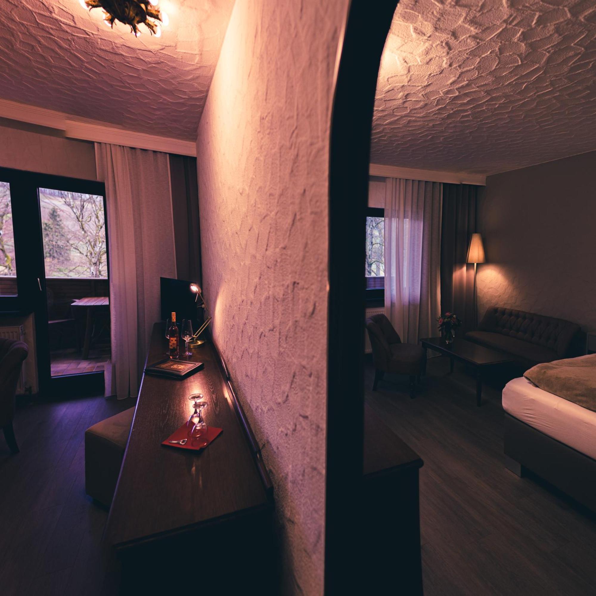 Tiefenbach  Hotel-Restaurant Kreuzberghof Tagungs- Und Veranstaltungshotel מראה חיצוני תמונה