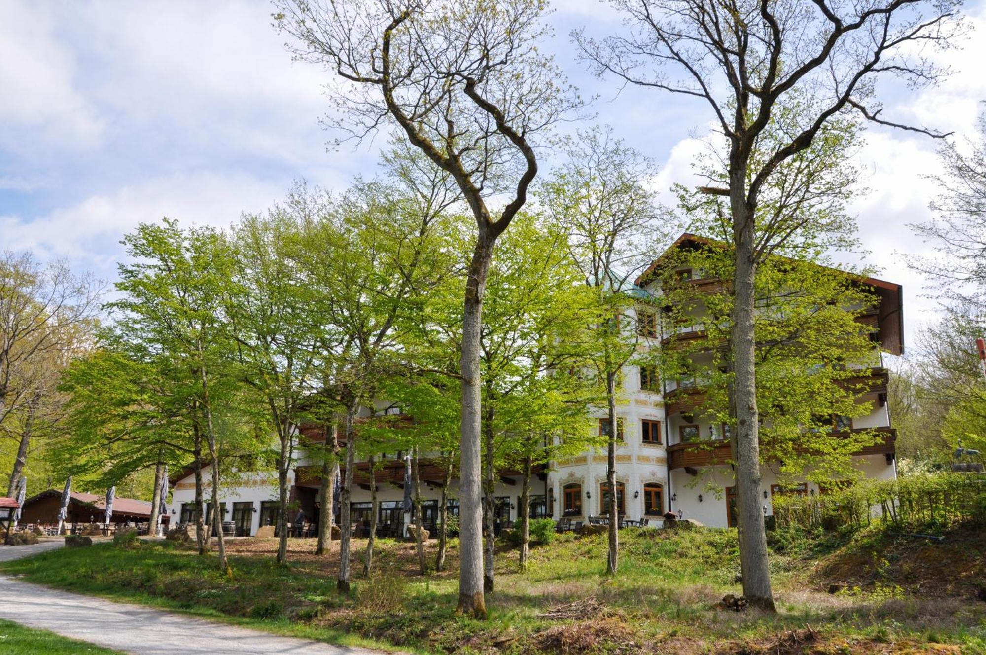 Tiefenbach  Hotel-Restaurant Kreuzberghof Tagungs- Und Veranstaltungshotel מראה חיצוני תמונה