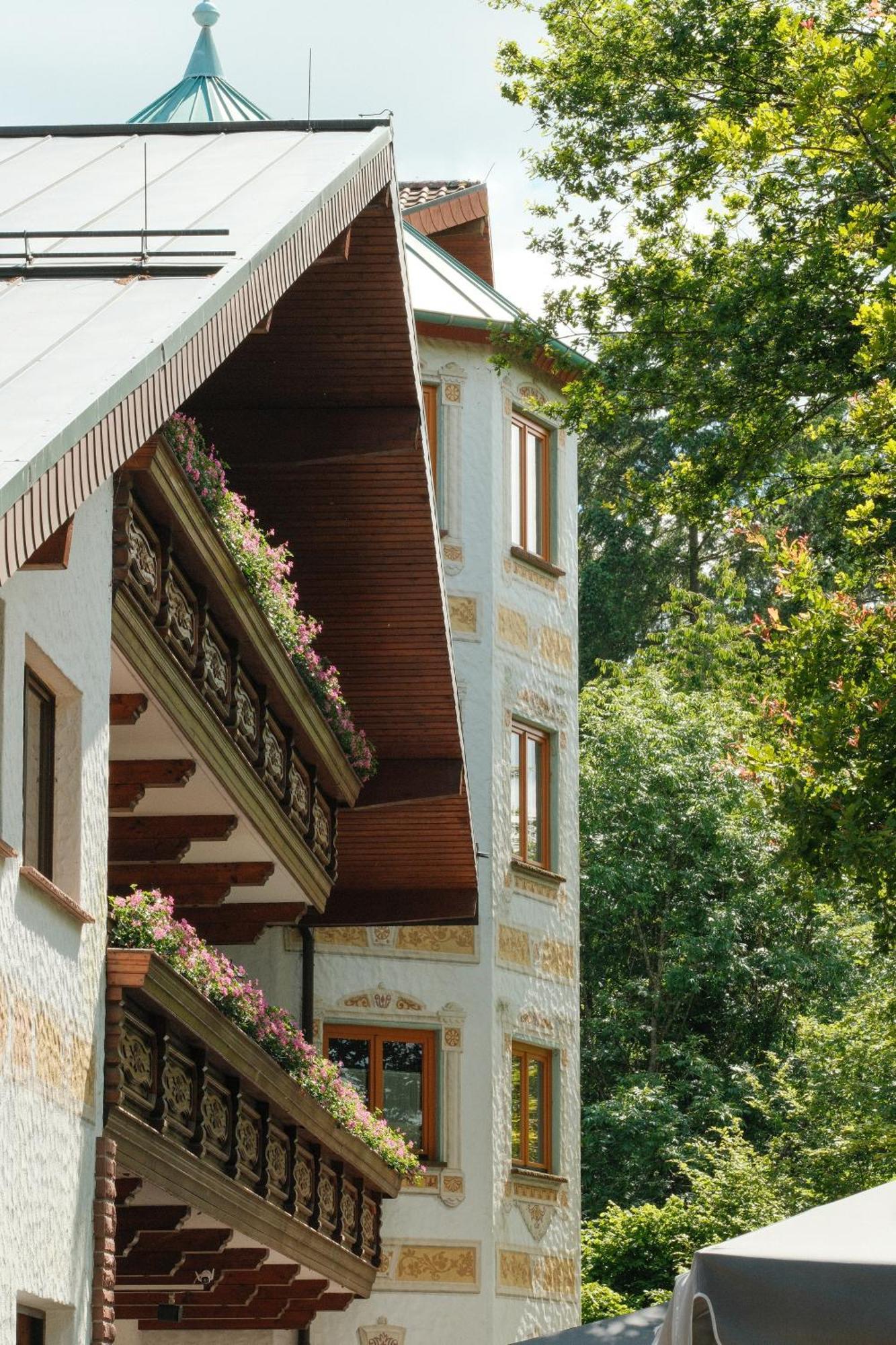 Tiefenbach  Hotel-Restaurant Kreuzberghof Tagungs- Und Veranstaltungshotel מראה חיצוני תמונה