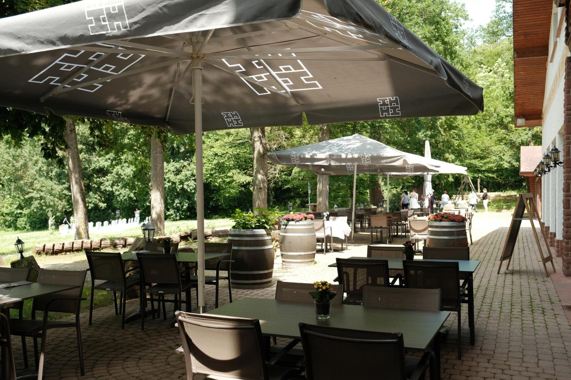 Tiefenbach  Hotel-Restaurant Kreuzberghof Tagungs- Und Veranstaltungshotel מראה חיצוני תמונה