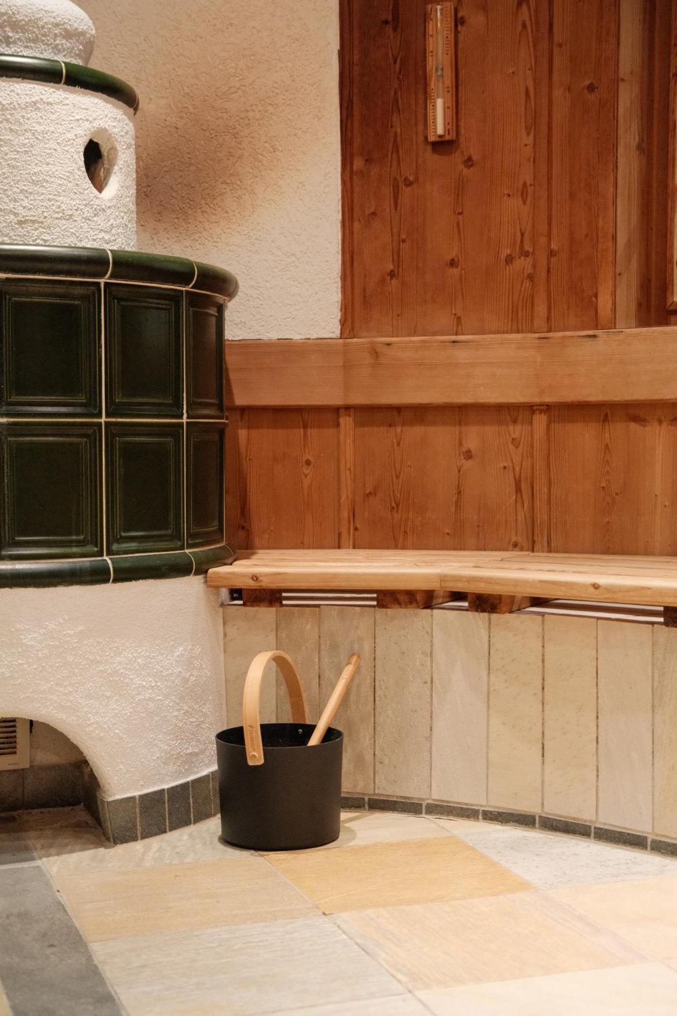 Tiefenbach  Hotel-Restaurant Kreuzberghof Tagungs- Und Veranstaltungshotel מראה חיצוני תמונה